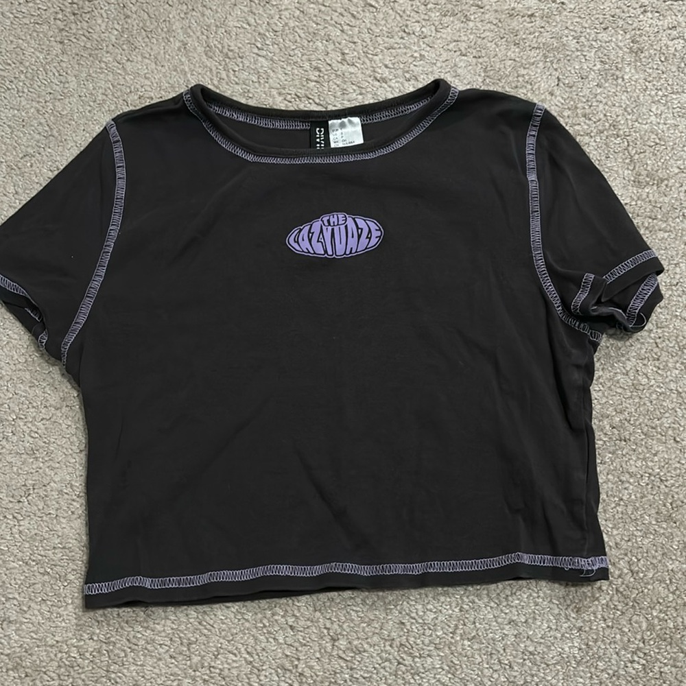 Divided brand H&M crop top